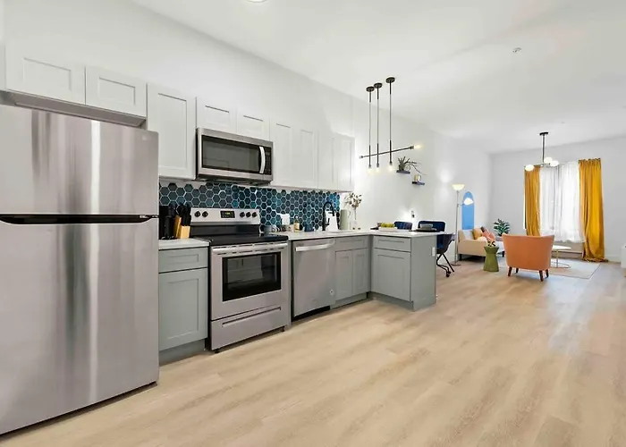 Contemporary Luxury Br, Ewr Airpt, Nyc, Free Pkng, Prudential Cntr, American Dream Mall