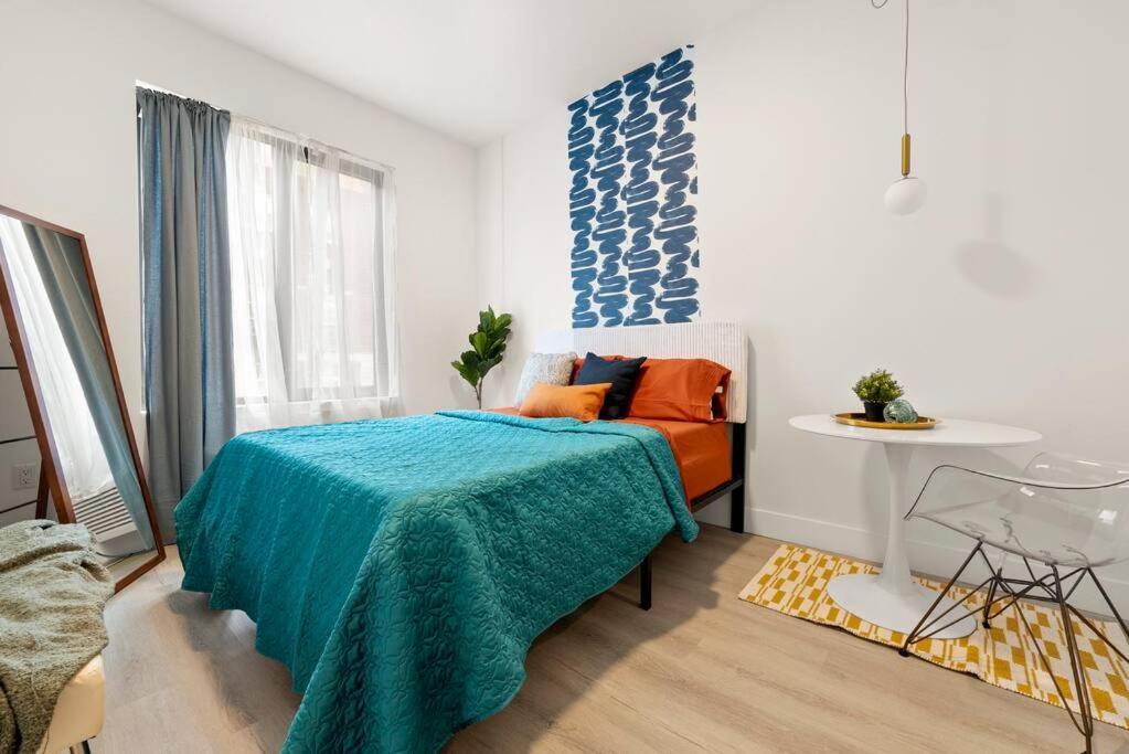 Apartment Contemporary Luxury Br, Ewr Airpt, Nyc, Free Pkng, Prudential Cntr, American Dream Mall *